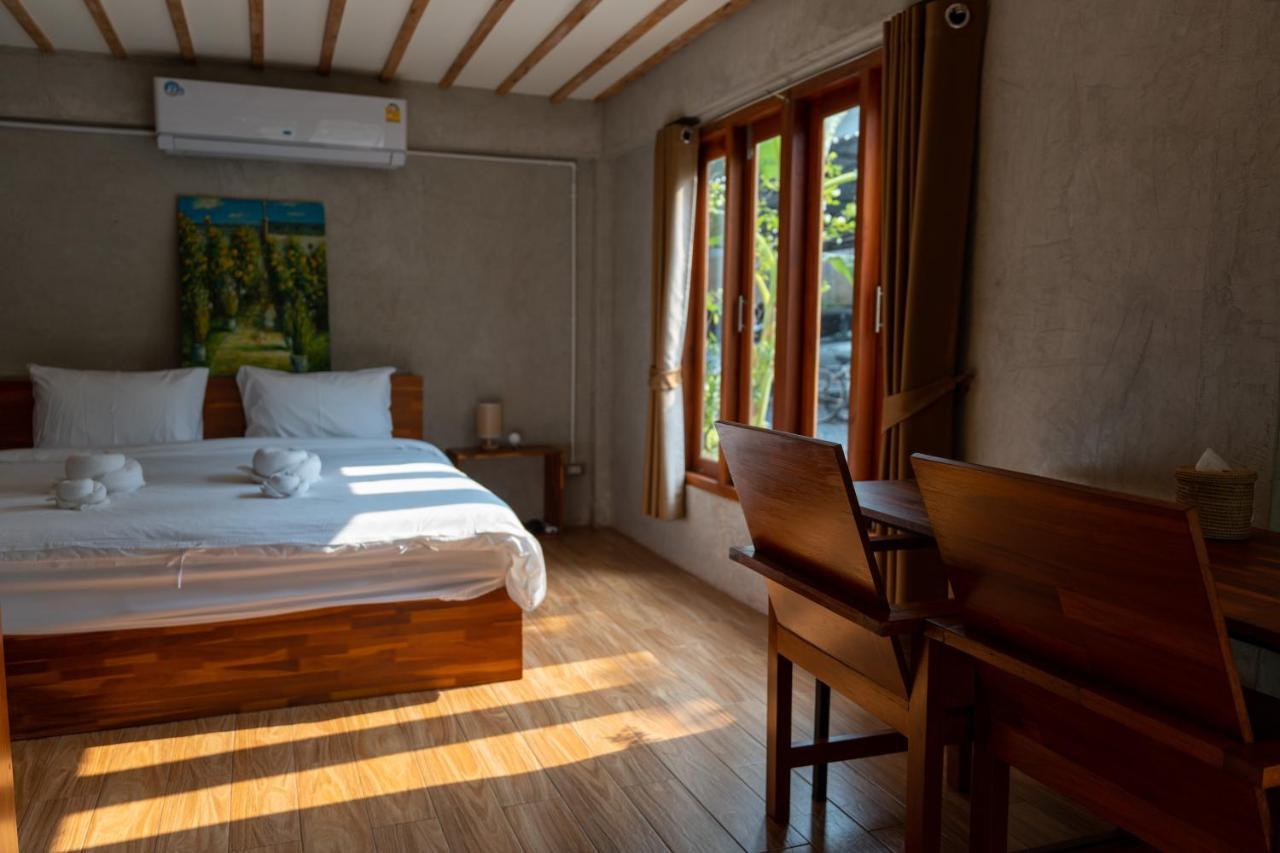 Banmai87 Guest House บ้านไม้87 เกสต์เฮ้าส์ Phra Nakhon Si Ayutthaya Esterno foto