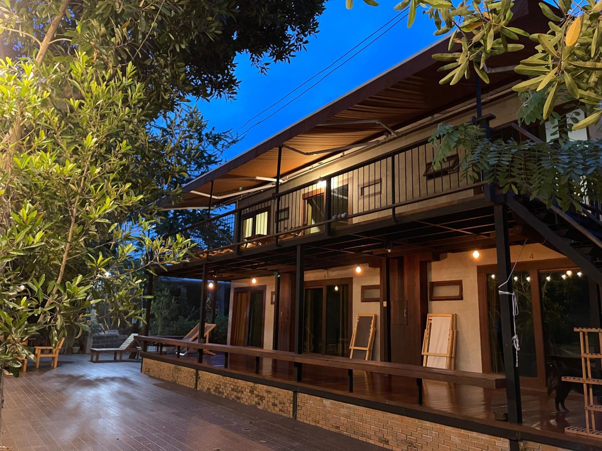 Banmai87 Guest House บ้านไม้87 เกสต์เฮ้าส์ Phra Nakhon Si Ayutthaya Esterno foto